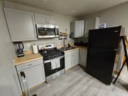 Quiet & Clean 1BD Near Yosemite - Image 4