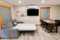 Yosemite Studio in Mariposa • Full Kitchen • B - Image 5