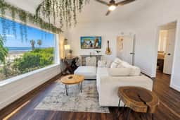 2 Hot Tubs • Skyline View • Sleeps 17 • Beach 15m - Image 2