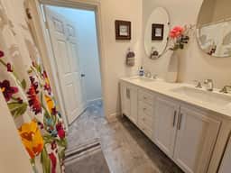 Barrio Logan Room A w/ Private Bath | Near DT - Image 4