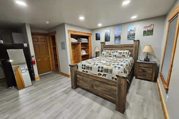 Quiet & Clean 1BD Near Yosemite - Image 1