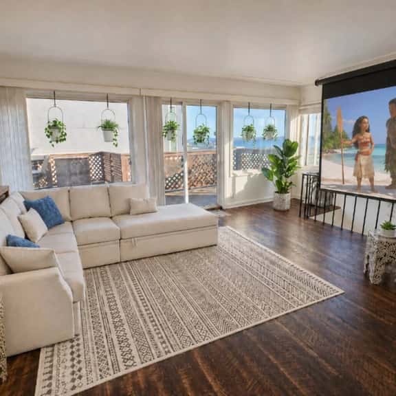 Killer Bay/City Views, Private Jacuzzi, Sleeps 8 - Image 1