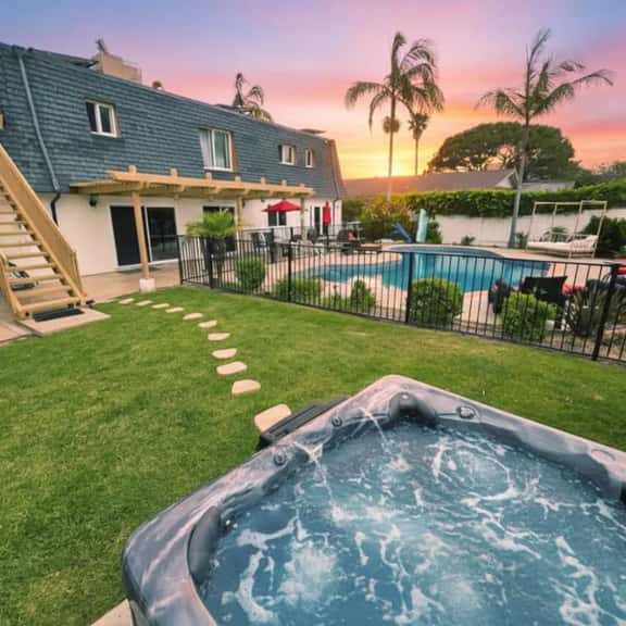 La Jolla Shores 5BR + Loft • Pool, Spa, Ocean View - Image 1