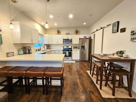 Comfy Barrio Logan Room B | Near Downtown & Balboa - Image 4