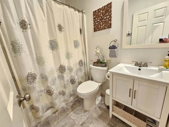 Comfy Barrio Logan Room B | Near Downtown & Balboa - Image 3